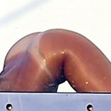 Rihanna Nude Ass UP Boobs Slip photo shoot 88x HQ