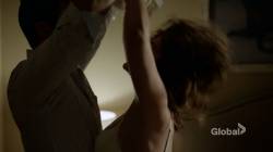 Jennifer Lopez - Shades of Blue S02 E10 720p linegrie sex scene