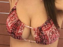 Emily Ratajkowski sexy bikini cleavage Instagram UHQ photos