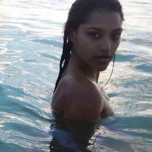 Vanessa White topless nipple in the sea 2016 January Instagram HQ photo