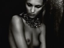 Anja Rubik nude by Paolo Roversi photo shoot 6x UHQ