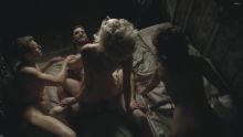 Thandie Newton, Jackie Moore - Westworld S01 E02 1080p topless nude scenes