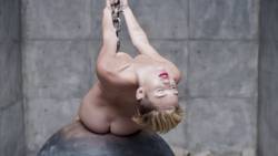 Miley Cyrus - Wrecking Ball explicit uncensored