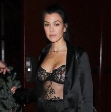Kourtney Kardashian show boobs in see through bra at The Peppermint Club 10x HQ photos