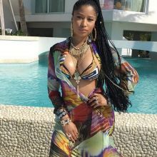 Nicki Minaj big boobs and ass in sexy bikini on the beach in Turks & Caicos 4x MixQ photos