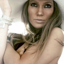 Jennifer Lopez topless 2005 photo shoot 8x UHQ