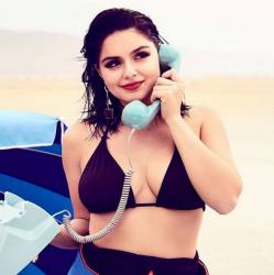 Ariel Winter show big ass and boobs in sexy bikinis for Refinery29 5x MixQ photos