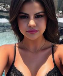 Selena Gomez UHQ photo collection