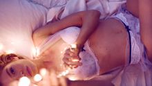 Stella Maxwell, Behati Prinsloo & Monika Jagaciak - Victoria's Secret A Romantic Holiday 1080p