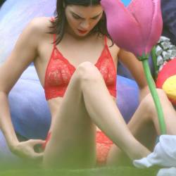 Kendall Jenner sexy red lingerie candids at a outdoors lingerie photoshoot in Miami 28x UHQ photos