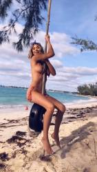 Sara Jean Underwood - Bahamas Trip - Day 2, Private Content - November 2018