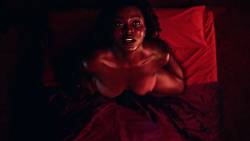 Yetide Badaki - American Gods S01 E02 1080p naked nude topless lesbian sex scenes