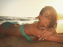 Jessica Lowndes wearing sexy bikini on the beach in Hawaii Twitpics 6x HQ