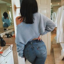 Kylie Jenner show hot ass on mirror selfies Instagram 3x HQ