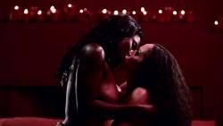 Yetide Badaki - American Gods S01 E02 1080p naked nude topless lesbian sex scenes
