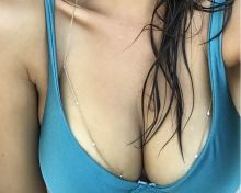Emily Ratajkowski cleavage bare butt in sexy bikini 4x HQ Instagram photos